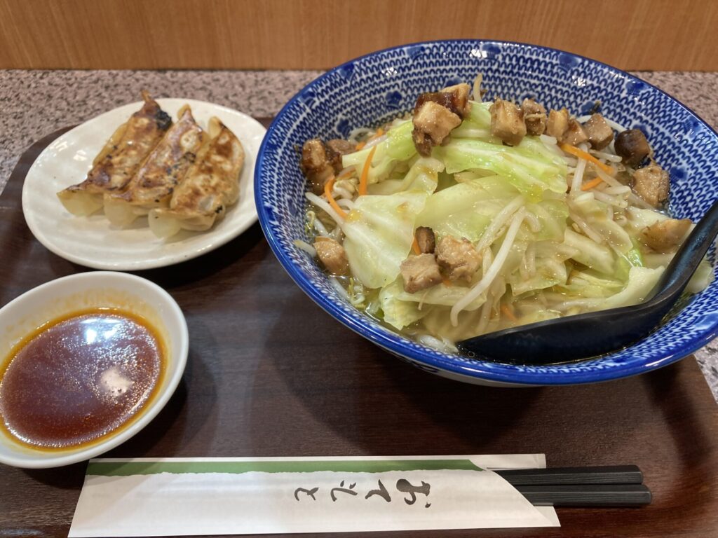 らーめん直久新木場店・とんさいらーめん塩と３個餃子