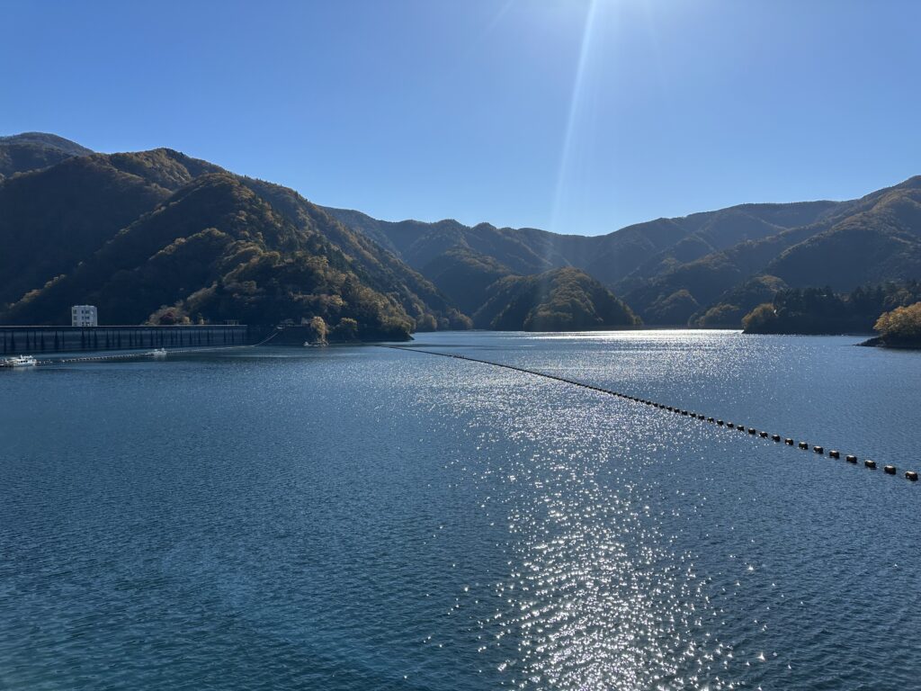 島勝：奥多摩湖③