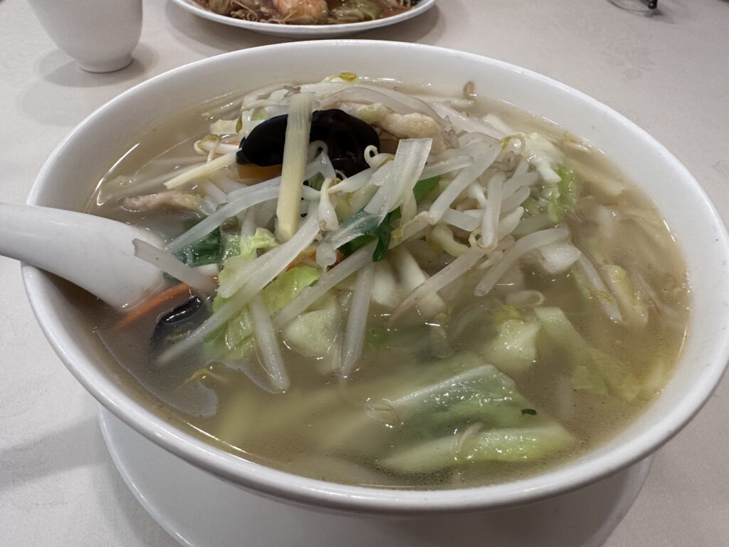 生香園新館：湯麺